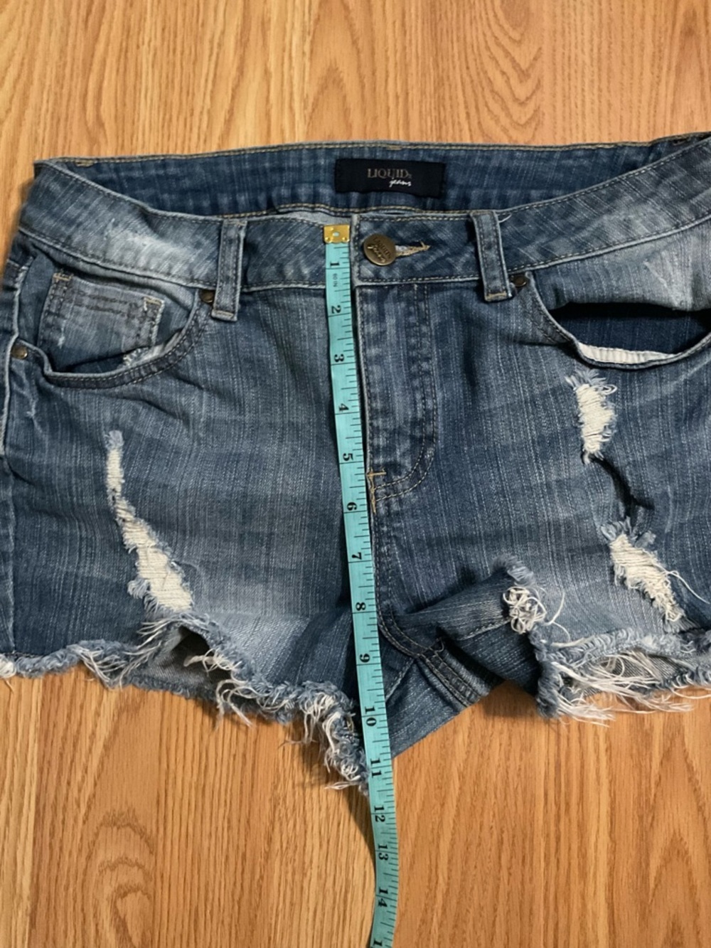 Sz 9/10 Liquid X Distressed Denim Cut Off Shorts - Picture 5 of 6